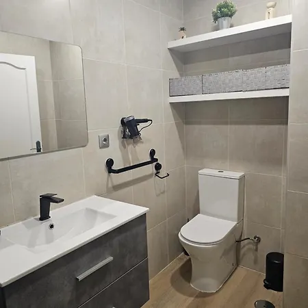 Danacris * קורלחו