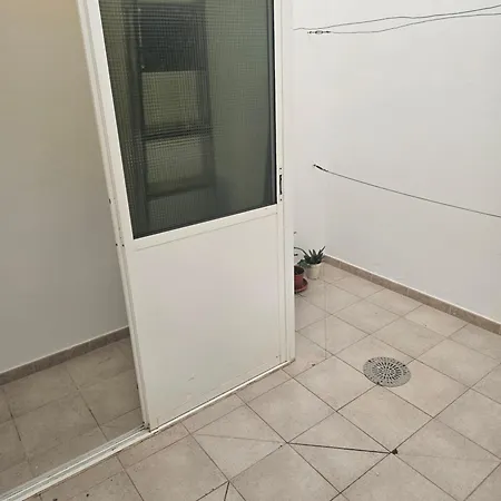 Danacris קורלחו